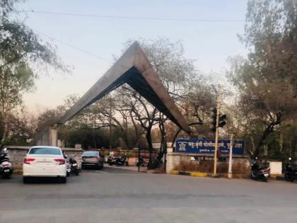 You are a PSI; you lied to your wife about having cancer and got cheated of 17.5 lakhs by the police. | आपण पीएसआय; पत्नीला कॅन्सर, खोटे सांगून पोलिसाकडूनच साडेसतरा लाखांची फसवणूक You are a PSI; you lied to your wife about having cancer and got cheated of 17.5 lakhs by the police. | आपण पीएसआय; पत्नीला कॅन्सर, खोटे सांगून पोलिसाकडूनच साडेसतरा लाखांची फसवणूक