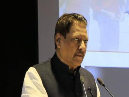 Why insist on increasing the language when there are not enough teachers and books, asks Prithviraj Chavan | पुरेसे शिक्षक, पुस्तके नसताना भाषा वाढवण्याचा आग्रह कशाला?, पृथ्वीराज चव्हाण यांची विचारणा Why insist on increasing the language when there are not enough teachers and books, asks Prithviraj Chavan | पुरेसे शिक्षक, पुस्तके नसताना भाषा वाढवण्याचा आग्रह कशाला?, पृथ्वीराज चव्हाण यांची विचारणा