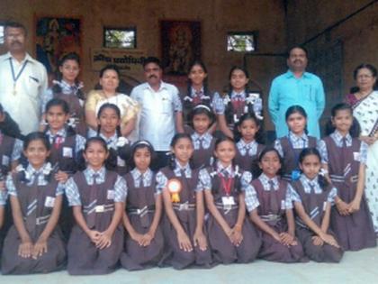 Winners of Chauvana Girls' Team at Atyapatya District Competition | आट्यापाट्या जिल्हा स्पर्धेत चौव्हाण गर्ल्सचे संघ विजेते