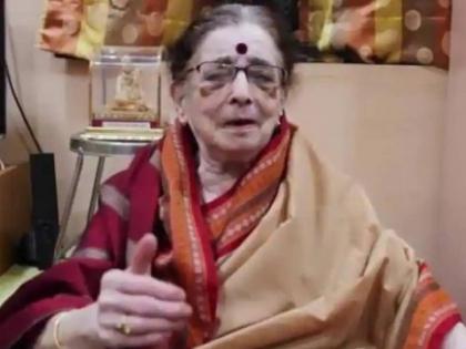 Veteran singer Lavani Samradni Sulochana Chavan had a close relationship with Kolhapur | नाव, गाव कशाला पुसता, अहो मी आहे कोल्हापूरची; कोल्हापूरमुळेच सुलोचना यांची कारकीर्द उंचीवर