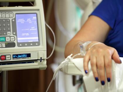 Cancer patients got relief as Free chemotherapy at Latur's superspeciality started! | कर्करुग्णांची परवड थांबली; लातूरच्या सुपरस्पेशालिटीत माेफत किमोथेरपी! Cancer patients got relief as Free chemotherapy at Latur's superspeciality started! | कर्करुग्णांची परवड थांबली; लातूरच्या सुपरस्पेशालिटीत माेफत किमोथेरपी!