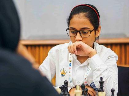 women grandmaster Divya Deshmukh becomes senior national women chess champion | 'विदर्भ कन्या' ग्रँडमास्टर दिव्या देशमुख बनली राष्ट्रीय बुद्धिबळ चॅम्पियन