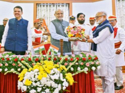 After the agitation subsided, Bhujbal got a chance to become a minister; Dhananjay Munde's ropes were cut | आंदोलनाची धार कमी झाल्यानंतर भुजबळांना मिळाली मंत्रिपदाची संधी; धनंजय मुंडेंचे दोर कापले After the agitation subsided, Bhujbal got a chance to become a minister; Dhananjay Munde's ropes were cut | आंदोलनाची धार कमी झाल्यानंतर भुजबळांना मिळाली मंत्रिपदाची संधी; धनंजय मुंडेंचे दोर कापले