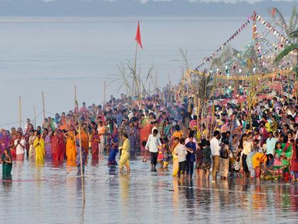 bihar lakhisarai firing on family returning from chhath ghat two killed four injured | एकतर्फी प्रेमातून हत्येचा थरार; छट पूजेवरून परतणाऱ्या 6 जणांवर झाडल्या गोळ्या, दोघांचा मृत्यू