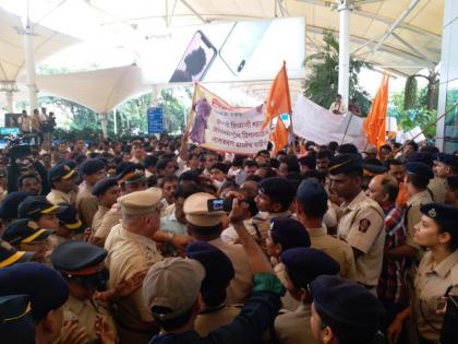 Mumbai : Maharaj word will be added to Chhatrapati Shivaji International Airport, after Shiv Sena protests | फक्त शिवाजी नाही, शिवाजी महाराज... मुंबई विमानतळाच्या नावाला आता आणखी वजन