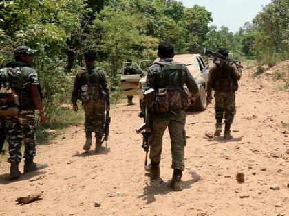 encounter in Chhattisgarh's Dantewada; 9 Naxalites killed | छत्तीसगडच्या दंतेवाडामध्ये भीषण चकमक, 9 नक्षलवादी ठार; मोठ्या प्रमाणात शस्त्रसाठा जप्त...