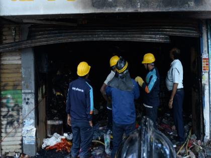 Ashes of dreams of a new home with life; In time, two lakers died along with a couple | आयुष्यासह नवीन घराच्या स्वप्नांची राखरांगोळी; काळाचा घाला, दाम्पत्यासह दोन लेकरांचा मृत्यू