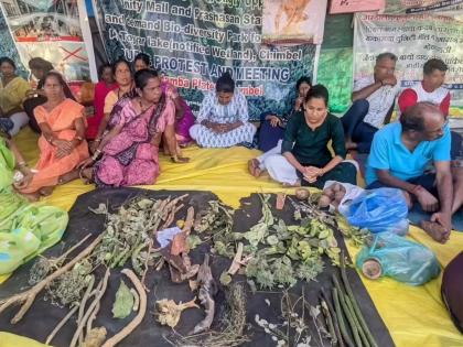 ३८ दिवसांपासून चिंबलवासीयांचे आंदोलन; प्रकल्प परिसरातील पत्रे, मशिनरी हटविण्याची मागणी - Marathi News | chimbel residents have been protesting for 38 days demands removal of letters and machinery from the project area | Latest politics News at Lokmat.com