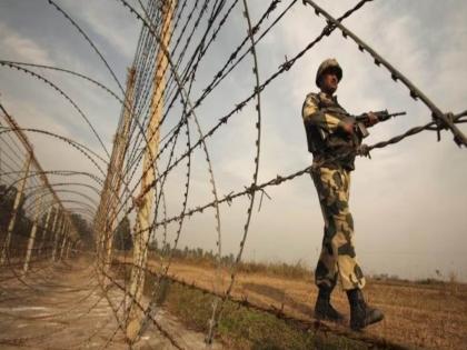 loc china helps pakistan tunnels on border india china pak army relations | LOC वर बंकर, बोगद्यांचे काम सुरू; भारताविरोधात पाकिस्तानच्या सैन्याला मदत करतेय चीन