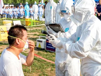 China reports first human case of bird flu strain H10N3 in world | मनुष्याला बर्ड फ्लू झाल्याची पहिली घटना चीनमध्ये, एकाला लागण; पण...