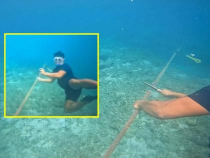 coast Guard Warriors from the Philippines set off with a small wooden boat; The knife cut the rope of China's floating barrier floating barrier in South sea | फिलीपिन्सचे योद्धे एक छोटीशी लाकडी होडी घेऊन निघाले; चाकूने चीनच्या फ्लोटिंग बॅरिअरचे दोरच कापले