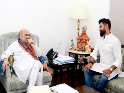 chirag paswan joins nda after meeting amit shah and bjp national president jp nadda | चिराग पासवान NDAमध्ये सहभागी! अमित शाहांच्या भेटीनंतर निर्णय; जेपी नड्डांनीही केले स्वागत