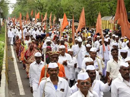 The intoxication of pride subsided | गर्वाची नशा उतरली, पंढरीच्या वारीत औषधं सापडलं