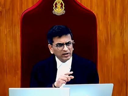 "Chief Justice told Uddhav Sena's lawyer, sit here for a day and see..."; Chandrachud upset over request for early hearing | "उद्धवसेनेच्या वकिलाला सरन्यायाधीश म्हणाले, इथे एक दिवस बसून पाहा..."; लवकर सुनावणीच्या विनंतीवर चंद्रचूड नाराज