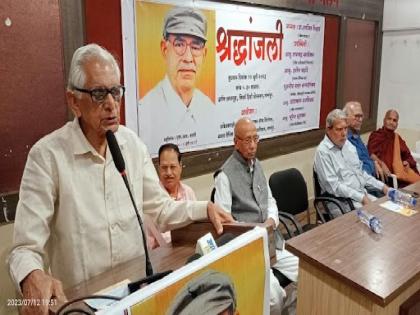 The role of intellectuals is important for the heroes of the movement - Tarachandra Khandekar | आंदोलनातील नायकांसाठी बुद्धिजीवींची भूमिका महत्त्वाची - ताराचंद्र खांडेकर 