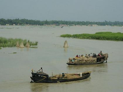 Shout again in the name of Farakka Barrage for Bihar flood situation water resources minister commented on it | बिहारच्या पूरस्थितीसाठी पुन्हा फराक्का बॅरेजच्या नावाने ओरड; जलसंपदा मंत्री म्हणतात...