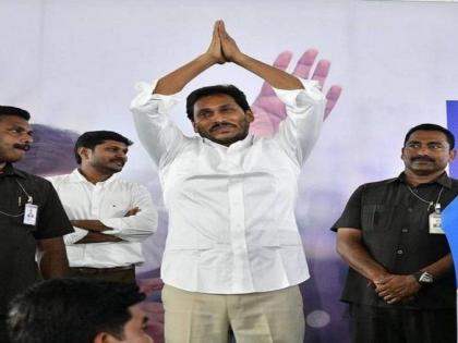 In Andhra, YSR Congress won 11 Municipal corporation | आंध्रात वायएसआर काँग्रेसने मिळविला ११ मनपात विजय