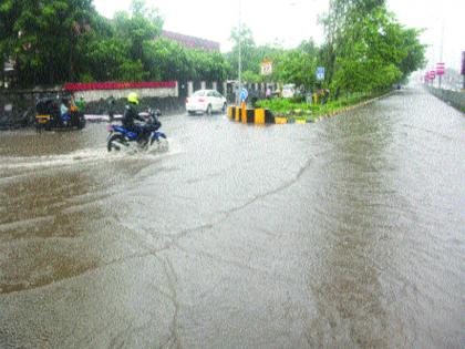 With Navi Mumbai, Panvel lost its rains | नवी मुंबईसह पनवेलला पावसाने झोडपले