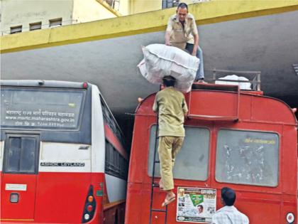 ST Bus on the road again! 90 per cent staffing on the duty, 85 per cent transport Smooth | लालपरी पुन्हा सुसाट! ९० टक्के कर्मचारी रुजू, ८५ टक्के वाहतूक पूर्वपदावर