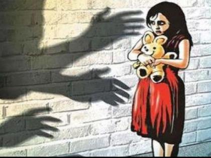 Four-year-old girl abducted and Physicle abuse in satara | चार वर्षांच्या मुलीला पळवून नेऊन अत्याचार, गुन्हा दाखल