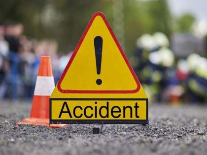 the young man's death in accident Injured youth died in hospital, pregnant woman critical | विचित्र अपघातामुळे युवकावर काळाचा घाला; जखमी युवकाचा रूग्णालयात मृत्यू, गर्भवती महिला गंभीर 