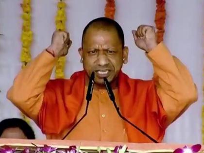 cm yogi adityanath rally in deoband and inaugurated ats commando training centre | 'बबुआ' रंग बदलतायत, आजकाल त्यांना स्वप्नही खूप पडतायत'; योगी आदित्यनाथांचा हल्लाबोल