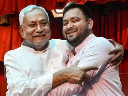 Tejashwi has more wealth than Nitish Kumar | नितीशकुमार यांच्यापेक्षा तेजस्वी यांची संपत्ती जास्त