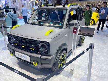 xiaoma small electric car range 1200km on a single charge price just rs 3 47 lakh | सिंगल चार्जमध्ये 1200Km ची रेंज देईल ही इलेक्ट्रिक कार, किंमत केवळ ₹3.47 लाख; संपूर्ण देश बघतोय वाट!