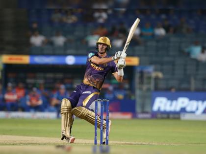 MI vs KKR IPL 2022 : 1,6,4,0,0,6,4,1,6,4,6,6,2,4,6; Pat Cummins 56 unbeaten in 15 balls with 6 sixes, broke Rohit Sharma Record, Watch Video  | Pat Cummins MI vs KKR IPL 2022 : पॅट कमिन्सने कसलं बेक्कार चोपलं, १५ चेंडूंत ५६ धावा कुटून मुंबई इंडियन्सला रडवलं, रोहित शर्माचाही मोडला विक्रम, Video