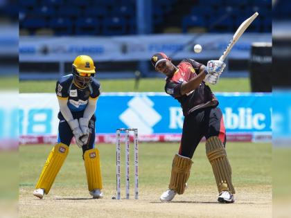 CPL 2020 : Lendl Simmons's 96 run knock helps Trinbago Knight Riders end the innings on 174 for 4 | CPL 2020 : मुंबई इंडियन्सच्या माजी सलामीवीराचे शतक थोडक्यात हुकले; IPL मध्ये मिस करणार फटकेबाजी