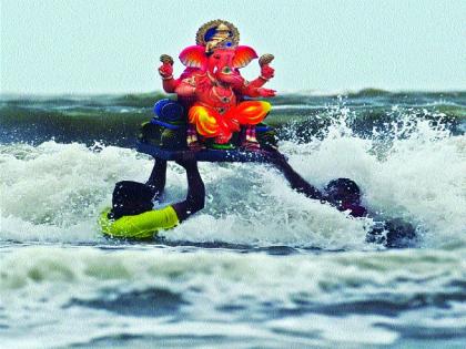 Come early next year! Farewell to devotees with Sriganesha to Mahervashin Gaurai | पुढच्या वर्षी लवकर या! माहेरवाशीण गौराईला श्रीगणेशासह भक्तांचा निरोप