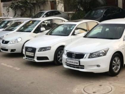 A sedan that has been rusting for four years; Use for the most important people | चार वर्षे गंजत पडलेल्या सेडान कारचा होणार वापर; अतिमहत्त्वाच्या व्यक्तींसाठी उपयोग