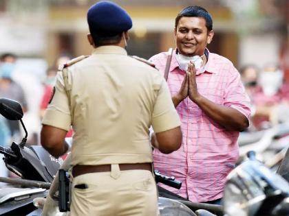 Coronavirus: It's not a 'scarf' like a 'mask'! Awareness of Mumbai Police about Corona | Coronavirus: ‘मास्क’ असे तो ‘स्कार्फ’ नव्हे! मुंबई पोलिसांची कोरोनाबाबत हटके जनजागृती