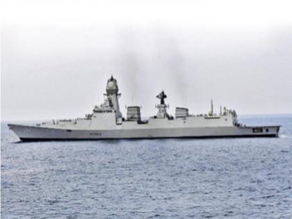 Hijackers flee on sight of navy, INS Chennai mission foiled; 21 people including 15 Indian workers were rescued | नौदलाला पाहताच अपहरणकर्ते पळाले, आयएनएस चेन्नईची मोहीम फत्ते; १५ भारतीय कर्मचाऱ्यांसह २१ जणांची सुटका