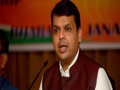 BJP Devendra Fadnavis denied the Shiv Sena assured post of the CM, Statement made before 1 year | गेल्या वर्षी आजच्या दिवशी: फडणवीसांच्या 'त्या' विधानाने दिली होती राजकारणाला कलाटणी