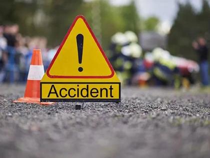 Three killed in two-wheeler accident, one-year-old boy safe; Incident at Shahapur | दुचाकी अपघातात तीन ठार, एक वर्षाचा मुलगा सुखरूप; शहापूर येथील घटना