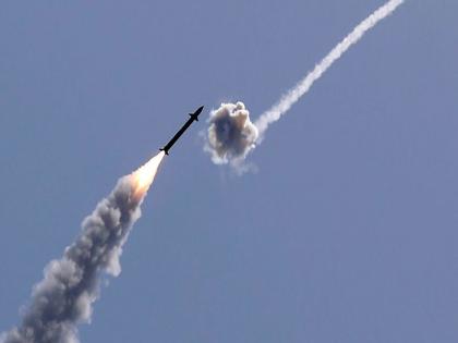 Saudi's entry in the Gaza war houthi group fired missile at the Israel was shot down to deter Iran | गाझा युद्धात आता सौदीची 'एन्ट्री'! इराणला रोखण्यासाठी इस्रायलच्या दिशेनं डागलेलं मिसाईल पाडलं