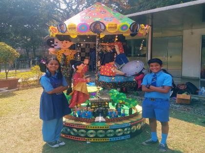 School A Joy Ride Becomes Attractive For Young At The kala Ghoda Festival! | काला घोडा फेस्टिव्हलमध्ये तरुणाईसाठी आकर्षक ठरले स्कूल अ जॉय राईड!