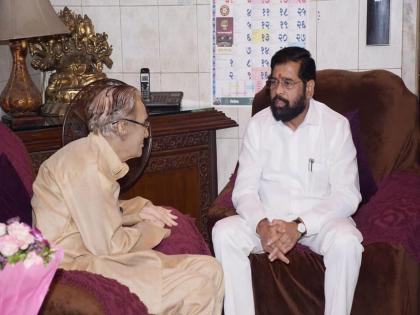 CM Eknath Shinde Meet Shivsena Balasaheb Thackeray's co leaders liladhar Dake, Manohar Joshi | बाळासाहेब ठाकरेंच्या शिलेदारांची भेट; मुख्यमंत्री एकनाथ शिंदेंचा प्लॅन तरी काय?