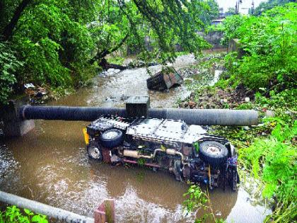  Kolhapurkar's monsoon rains lash many places, Khandesh and Vada | अतिवृष्टीमुळे कोल्हापुरकरांची दाणादाण, खान्देश, व-हाडातही मुसळधार पाऊस  