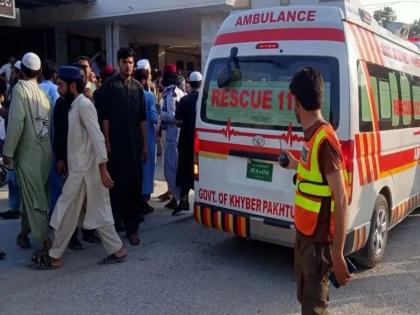 Attack on meeting in Pakistan, 35 killed | पाकमध्ये राजकीय सभेत माेठा दहशतवादी हल्ला, ३५ ठार, २०० जखमी; चौकशीचे आदेश