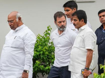 Karnatak CM siddaramaiah propose rahul gandhi name for pm candidate amid precident mallikarjun kharge buzz | पंतप्रधान पदासाठी काँग्रेसला मल्लिकार्जुन यांचं नाव नाही पटलं? आता या बड्या नेत्याचं नाव पुढे केलं!