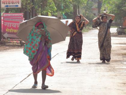 Akola's mercury at 42.8 degrees Akolekar was shocked by the heat | अरे बापरे...! अकोल्याचा पारा ४२.८ अंशावर; उकाड्याने अकोलेकर हैराण