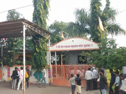 robbery in the temple in washim | वाशिम जिल्ह्यात मंदिरांमध्ये चोरी, दोन दानपेट्या लंपास