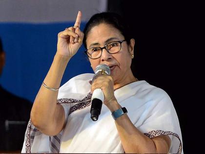 Today democracy underwent bypass surgery Mamata Banerjee was furious over Mahua's suspension | आज लोकशाहीची बायपास सर्जरी झाली...; महुआंच्या निलंबनावर ममता बॅनर्जी भडकल्या