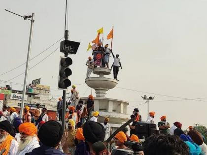 Shiv Sena's action against Harish Singla, a participant in anti khalistan march, was removed from the party | 'खलिस्तान मुर्दाबाद मार्च'मध्ये सहभागी हरीश सिंगला यांच्यावर शिवसेनेची कारवाई, पक्षातून काढलं