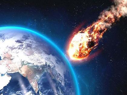 meteorite falls on earth from space found it after 18 months of searching farmer become millionaire | आकाशातून शेतात पडला 'आगीचा गोळा', 18 महिने शोधला; हाती लागला कोट्यवधींचा खजिना!