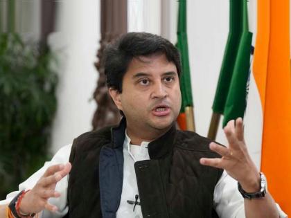 So why did you take me and my father into the Congress ask jyotiraditya scindia | 'तर मला आणि माझ्या वडिलांना काँग्रेसमध्ये का घेतलं?', गद्दार म्हटल्यावरून ज्योतिरादित्य भडकले