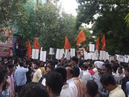 Demonstration of Shinde's supporters in Thane | शिंदे यांच्या समर्थकांचे ठाण्यात शक्तिप्रदर्शन, जमावबंदी धाब्यावर