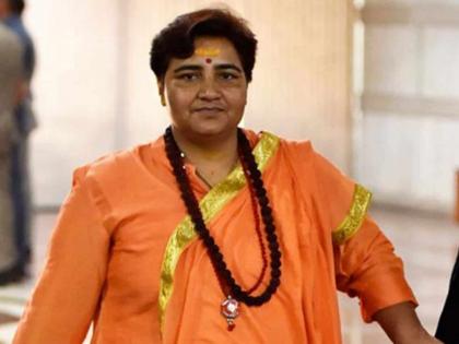 Malegaon blast case Sadhvi Pragya Singh thakur reaches nia court at 2 pm gives health reason | मालेगाव ब्लास्ट प्रकरण : "सकाळी लवकर उठू शकत नाही", दुपारी 2 वाजता कोर्टात पोहोचल्या साध्वी प्रज्ञा सिंह